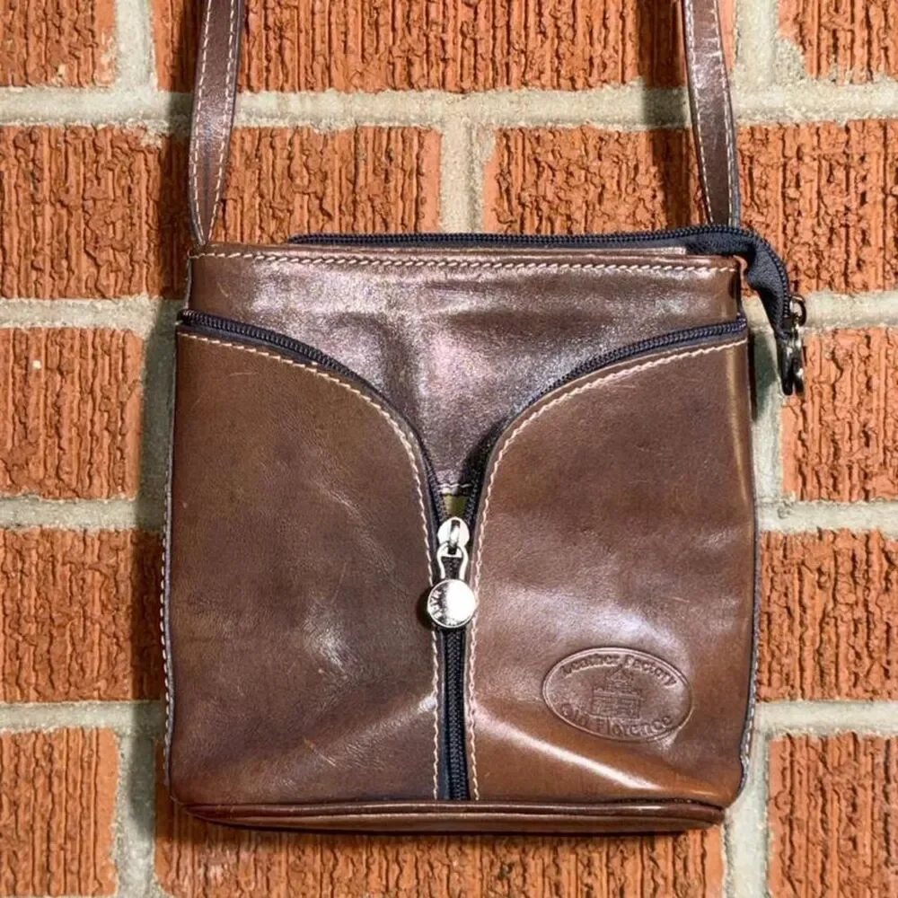 Vintage Old Florence multi-pocket leather bag